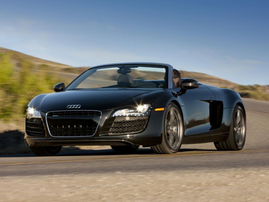  Audi R8 Spyder 2010 года  (NA) (фото 4 из 8)